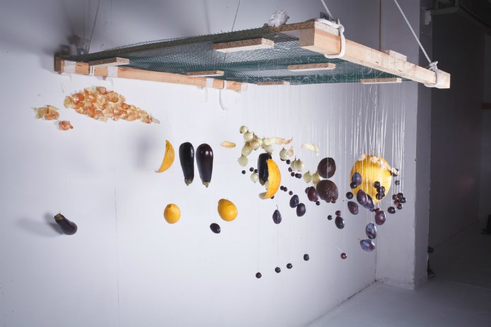 original_jolita-vaitkute-bee-angle-giant-food-art